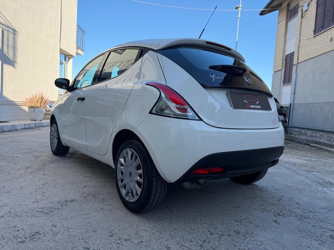 Lancia Ypsilon 1.2 69 CV 5 porte S&S Elefantino Blu