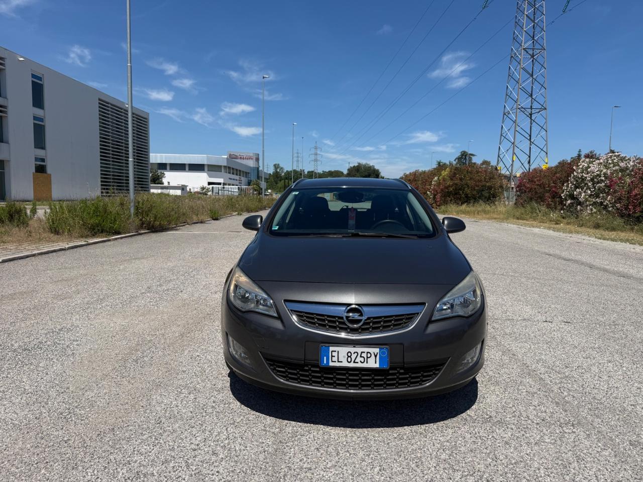 Opel Astra 1.7 CDTI 110CV Sports Tourer Cosmo NEO PATENTATI
