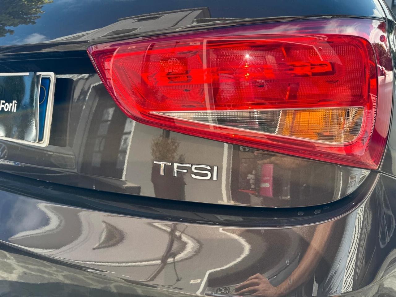 AUDI A1 1.2 TFSI ATTRACTION NEOPATENTATI