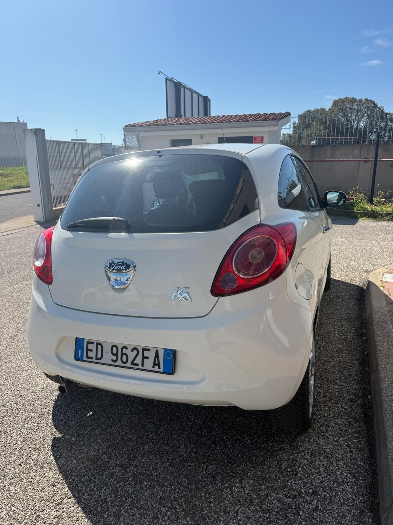 Ford Ka 1.2 8V 69CV Titanium 45000km REALI