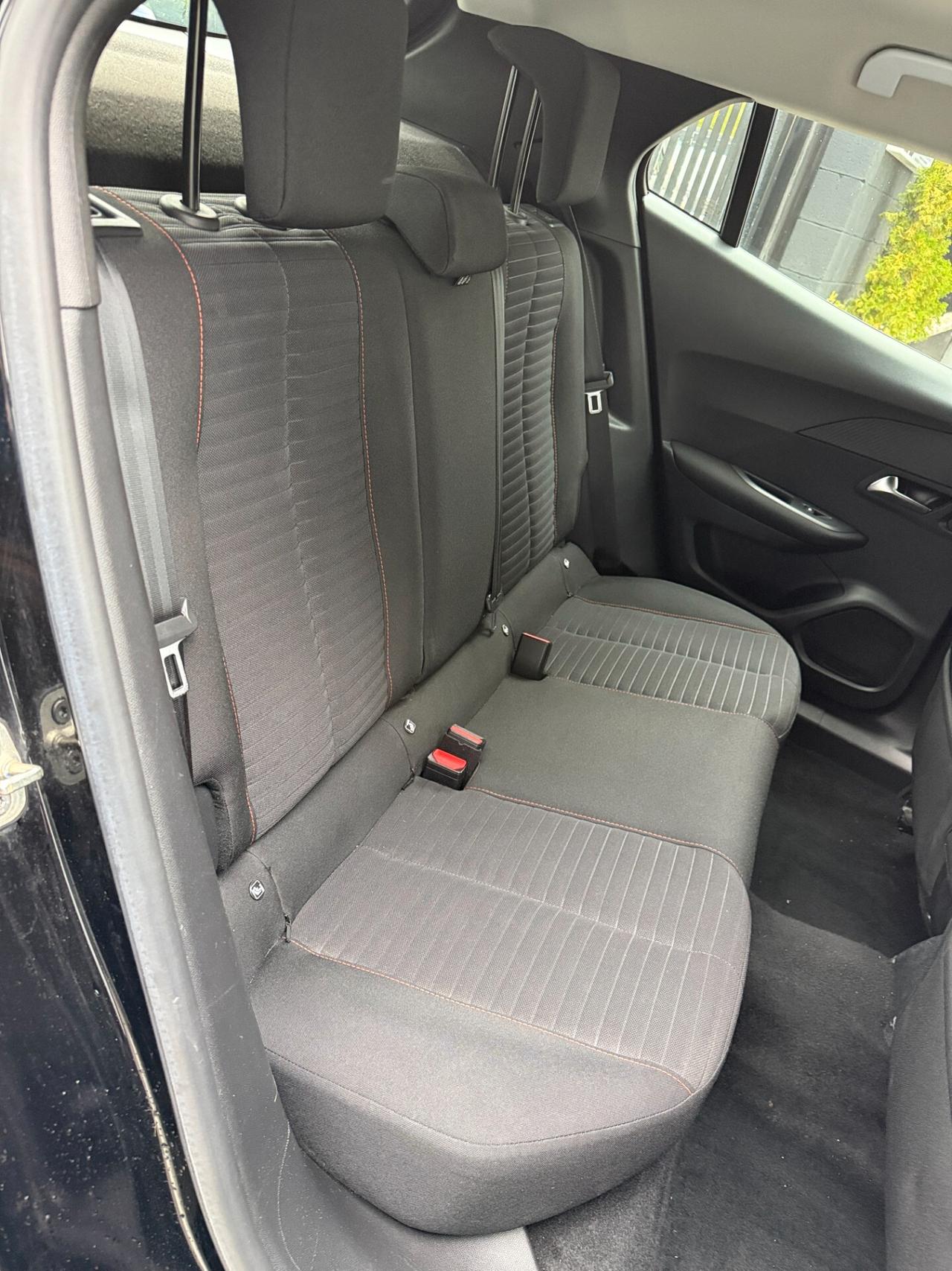 Peugeot 2008 PureTech 130 S&S EAT8 Allure