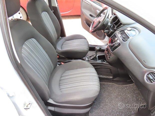 Fiat PUNTO EVO 1.4 BENZINA MOTORE RIGENERATO 2011