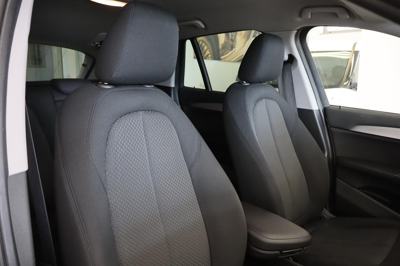 BMW X1 SDRIVE 18d sDrive18D BUSINESS ADVANTAGE STEPTRONIC