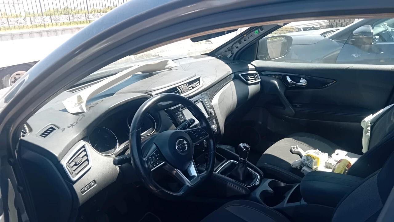 Nissan Qashqai 1.5 dCi Acenta SINISTRATO
