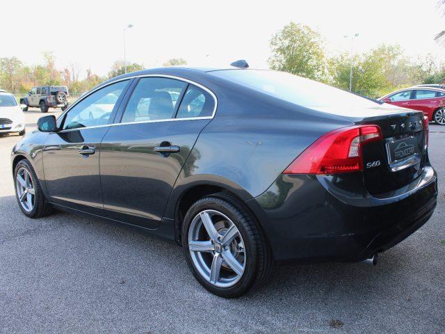 VOLVO S60 D3 GEARTRONIC MOMENTUM *TAGLIANDATA*IMPECCABILE*