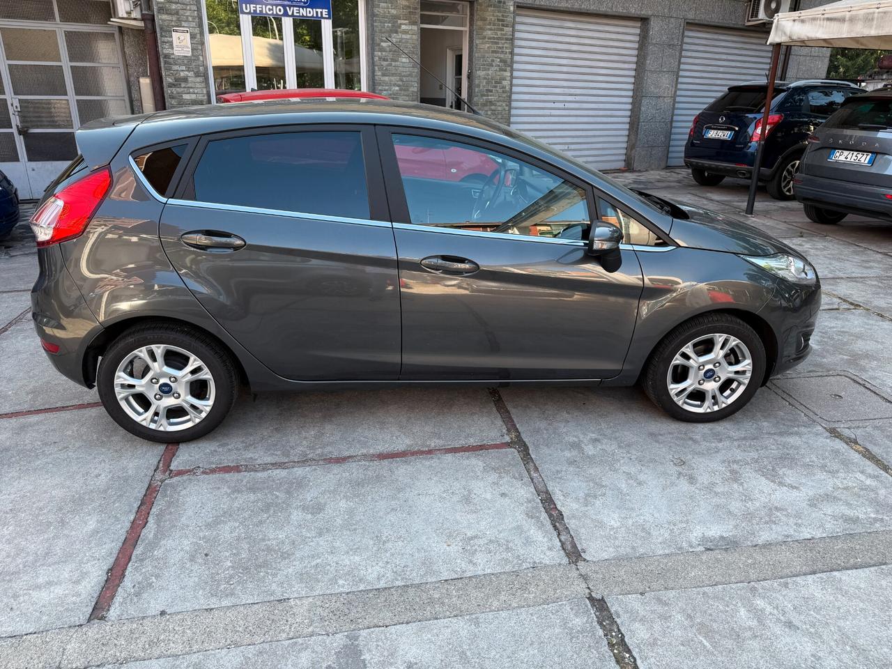 Ford Fiesta 1.5 TDCi 75CV 5 porte Titanium