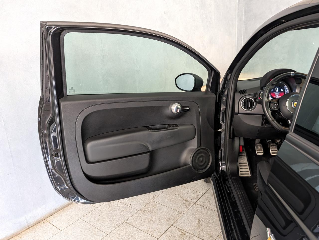 Abarth 500 1.4 t-jet 165cv Competizione