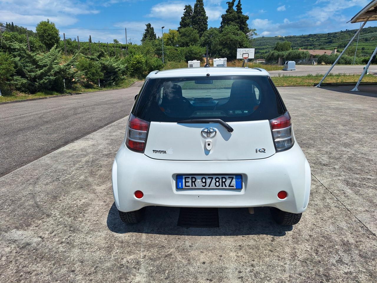 Toyota iQ 1.0 CVT Trend CAMBIO AUTOMATICO