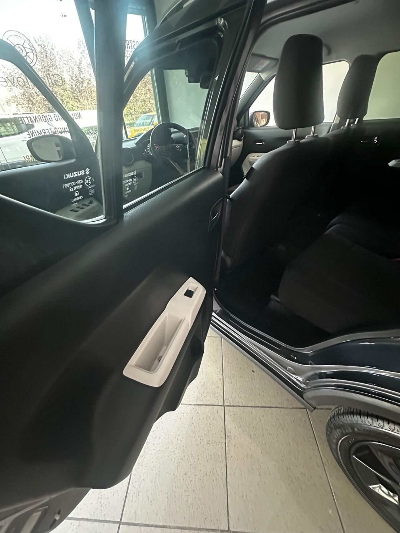 Suzuki Ignis 1.2 Hybrid Top