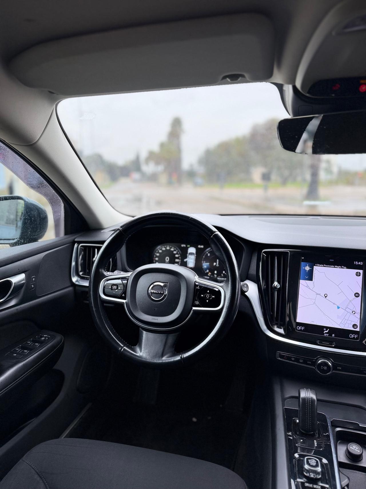 Volvo V60 Cross Country B4 (d) AWD Geartronic Business Pro