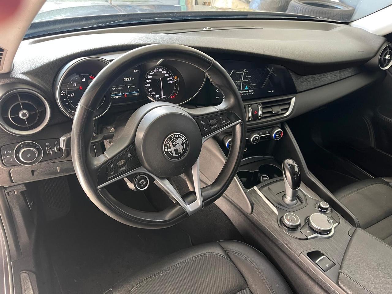 Alfa Romeo Giulia 2.2 Turbodiesel 190 CV AT8 AWD Q4 Executive