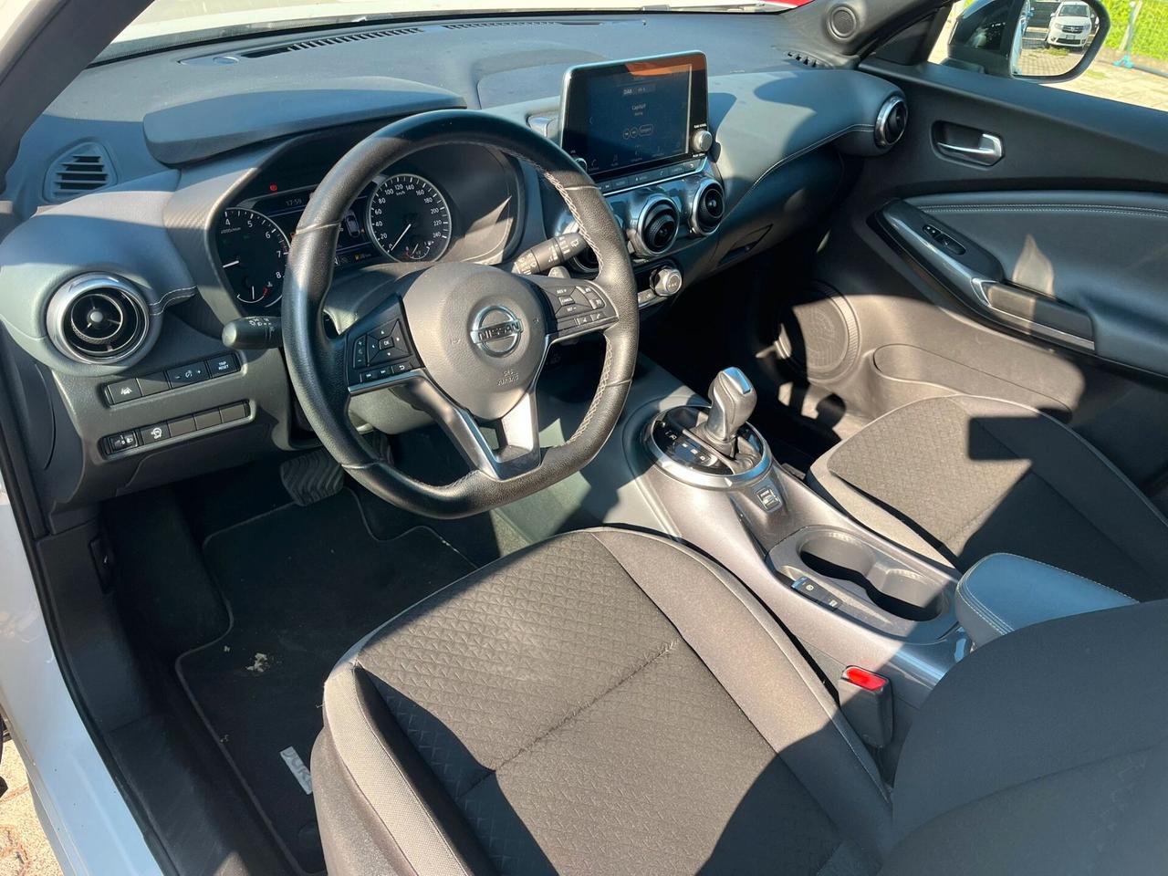 Nissan Juke 1.0 DIG-T 114 CV N-Design