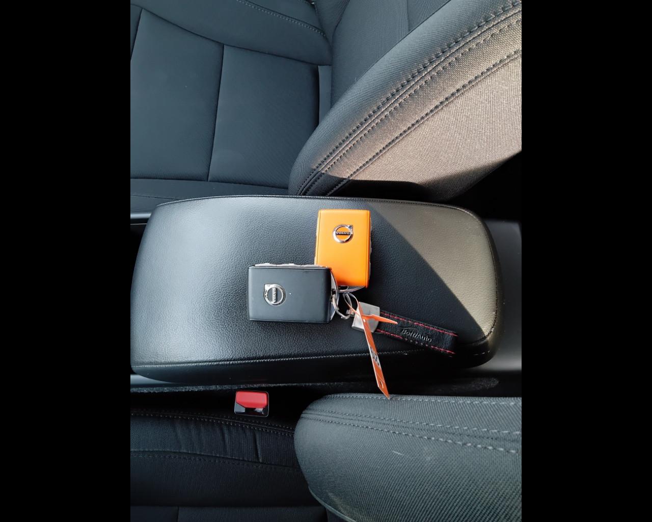 VOLVO XC40 - XC40 1.5 t2 Momentum Pro auto my21