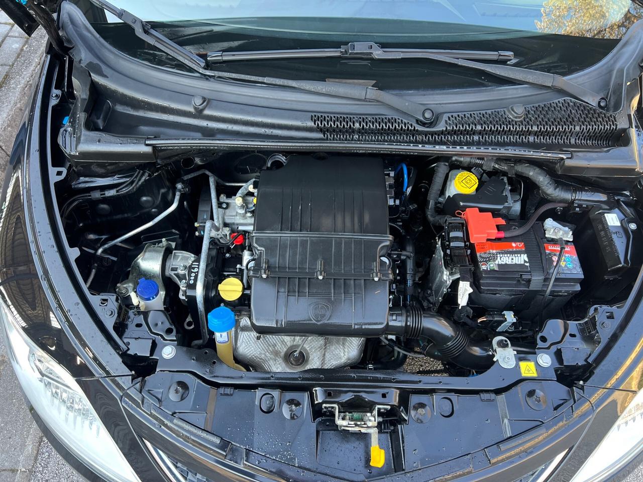 Lancia Ypsilon 1.2 benzina 69cv Gold 2017