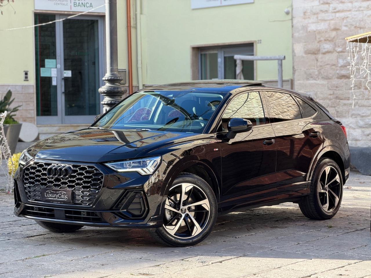 Audi Q3 SPORTBACK 35 TDI 2.0 150 CV S LINE TRONIC IDENTITY BLACK TETTO