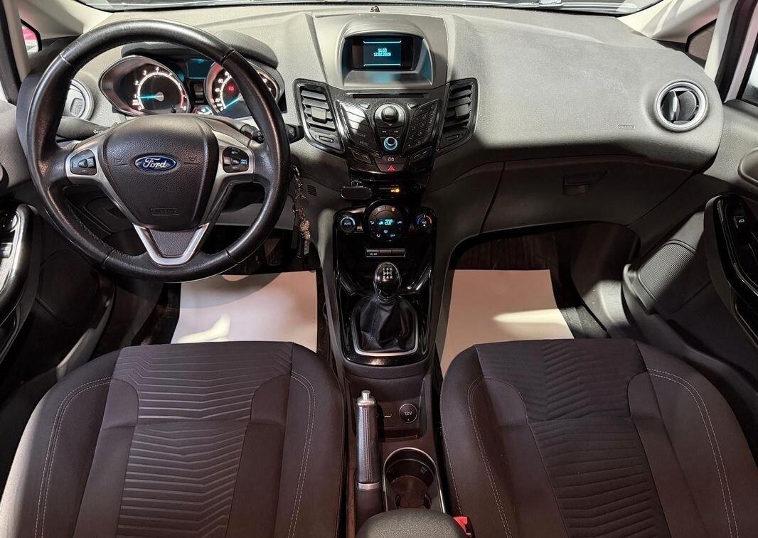 Ford Fiesta 1.5 TDCi 75CV 5 porte Titanium