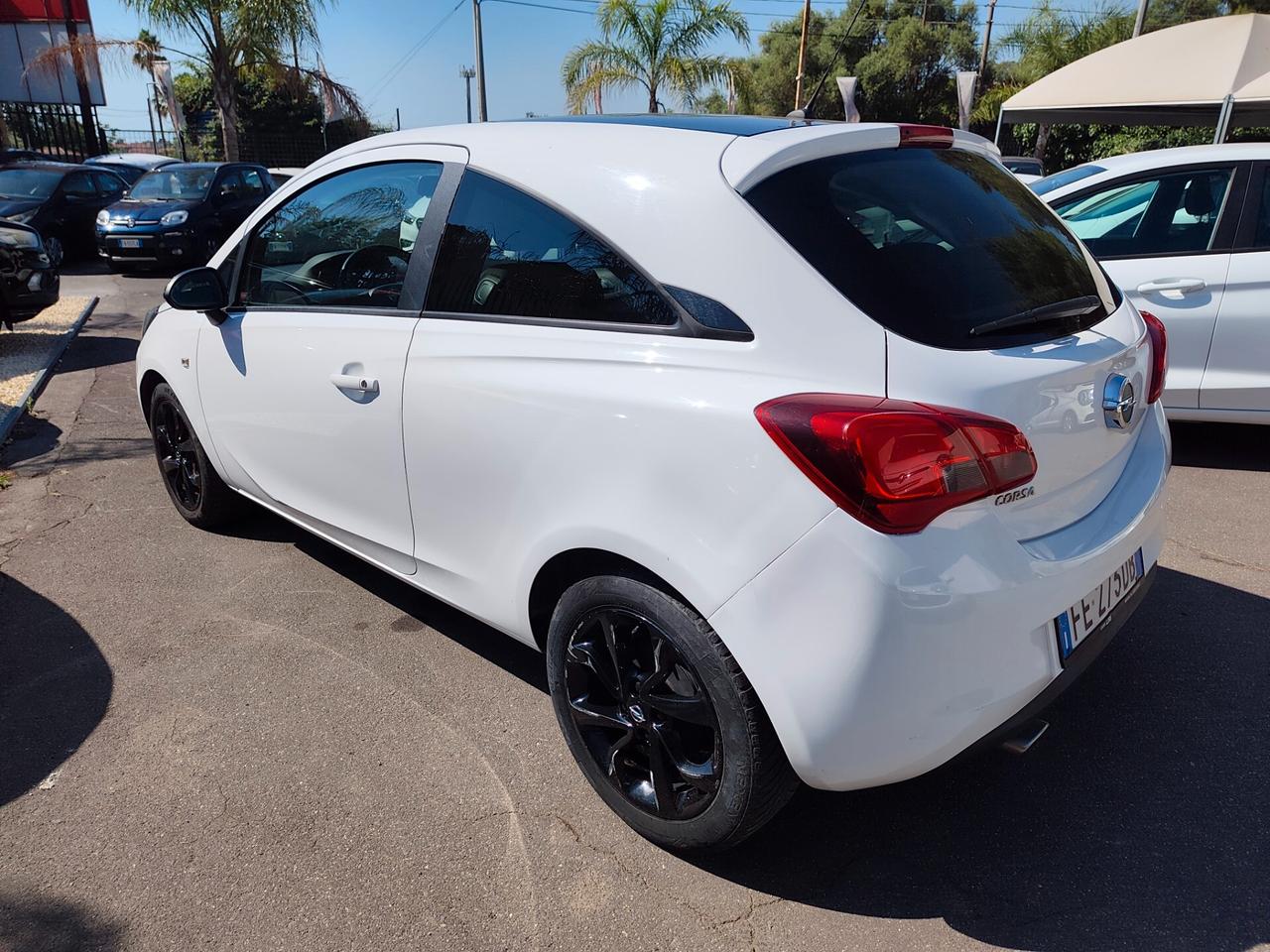 Opel Corsa 1.2 Coupé Cosmo