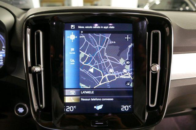 VOLVO XC40 T4 Recharge Plug-in Hybrid Inscript. Expres. My22