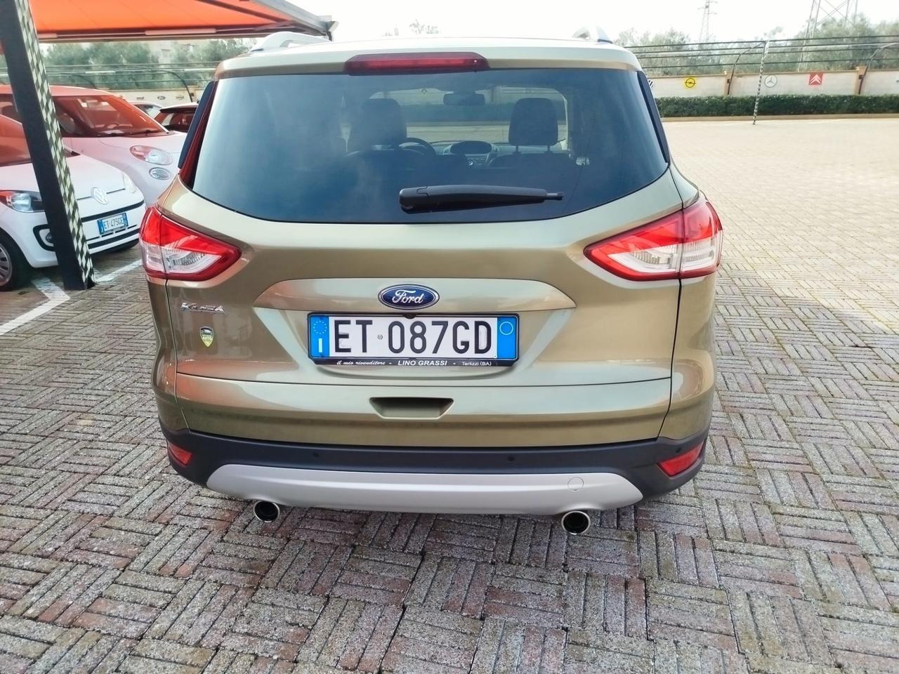 Ford Kuga 2.0 TDCI 140 CV 4WD Titanium