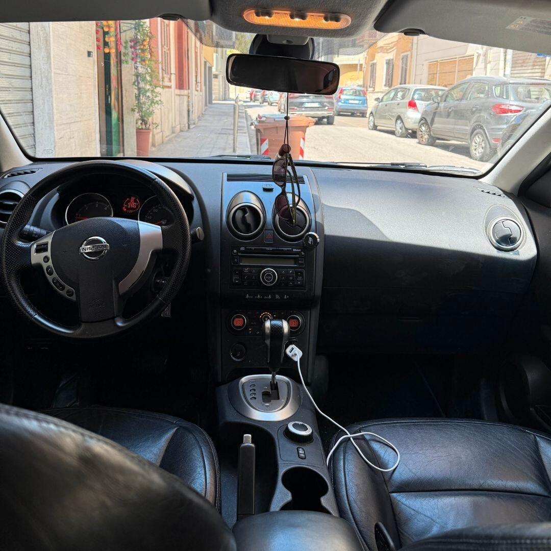 Nissan Qashqai 2.0 dCi **CAMBIO AUTOMATICO**