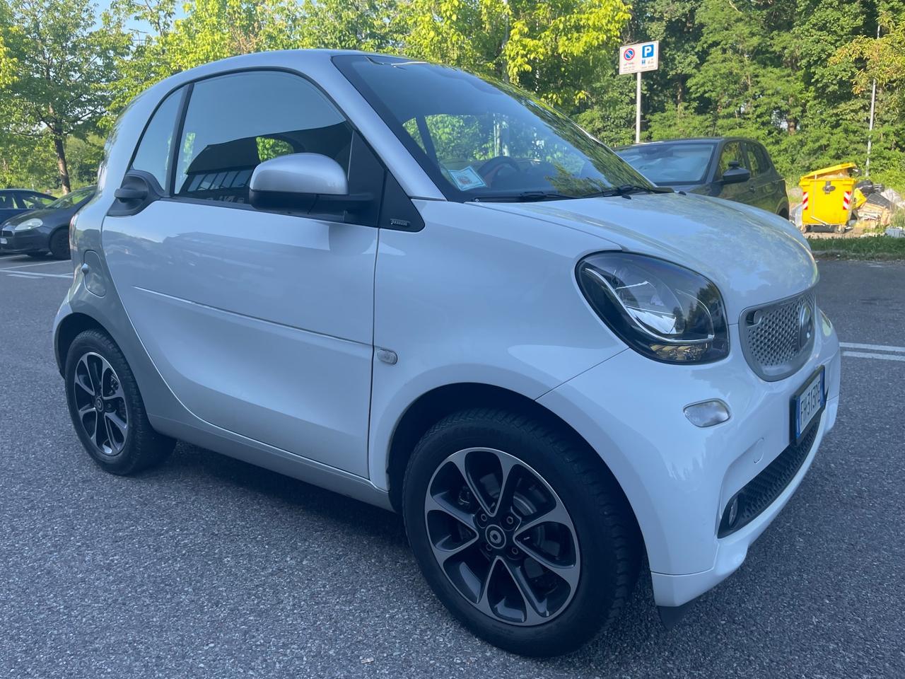 Smart ForTwo 90 0.9 Turbo *Automatik*Neopatentati*Solo 30000*