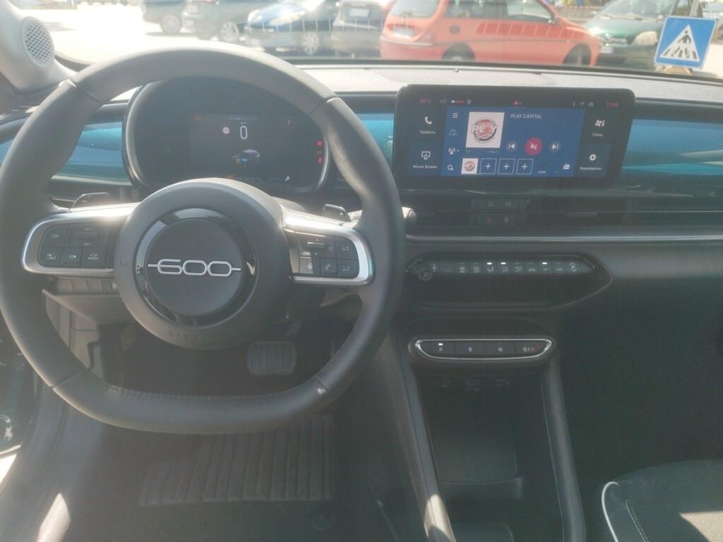 Fiat 600 Hybrid 110 CV DCT MHEV - può essere tua a 204,00 €/mese