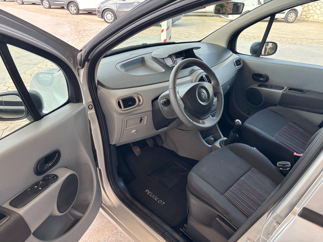 Renault Modus 1.5 dCi 70CV Expression-2010