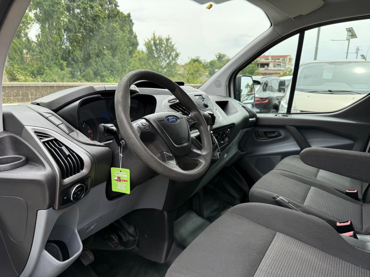 Ford Transit Custom 2.2 Diesel Passo Lungo