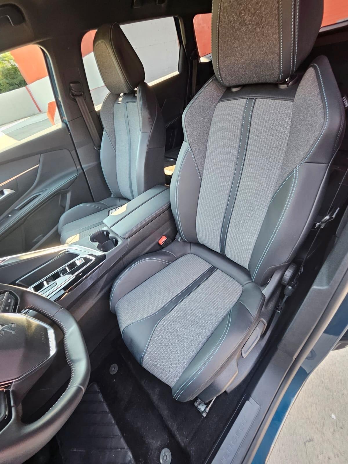 Peugeot 5008 BlueHDi 130 S&S EAT8 Allure Pack