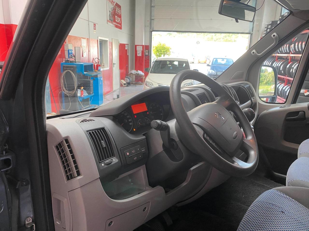 Peugeot Boxer YBDMPB/9F 9 Posti