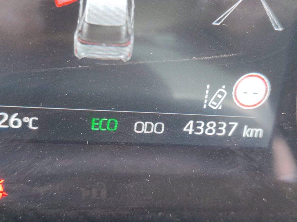 TOYOTA Yaris cross 1.5h active fwd 116cv e-cvt del 2023