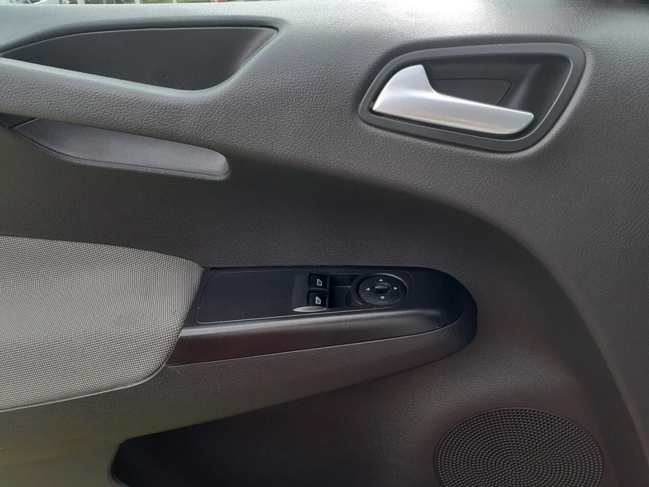 Ford Tourneo Custom 300 2.2 TDCi 100CV PC Trend