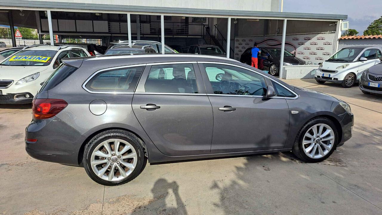 Opel Astra 1.7 CDTI 110CV Sports Tourer Cosmo