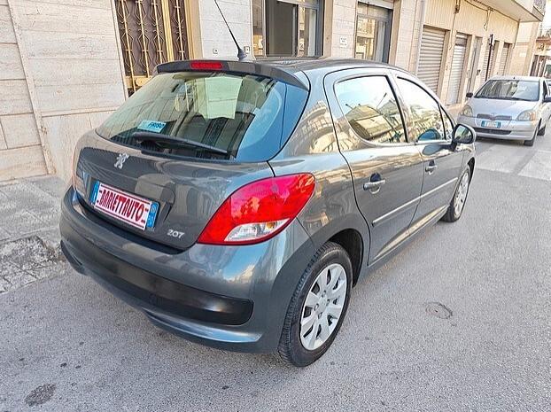 PEUGEOT 207 1.4 HDi 68 cv 5 porte - 2011