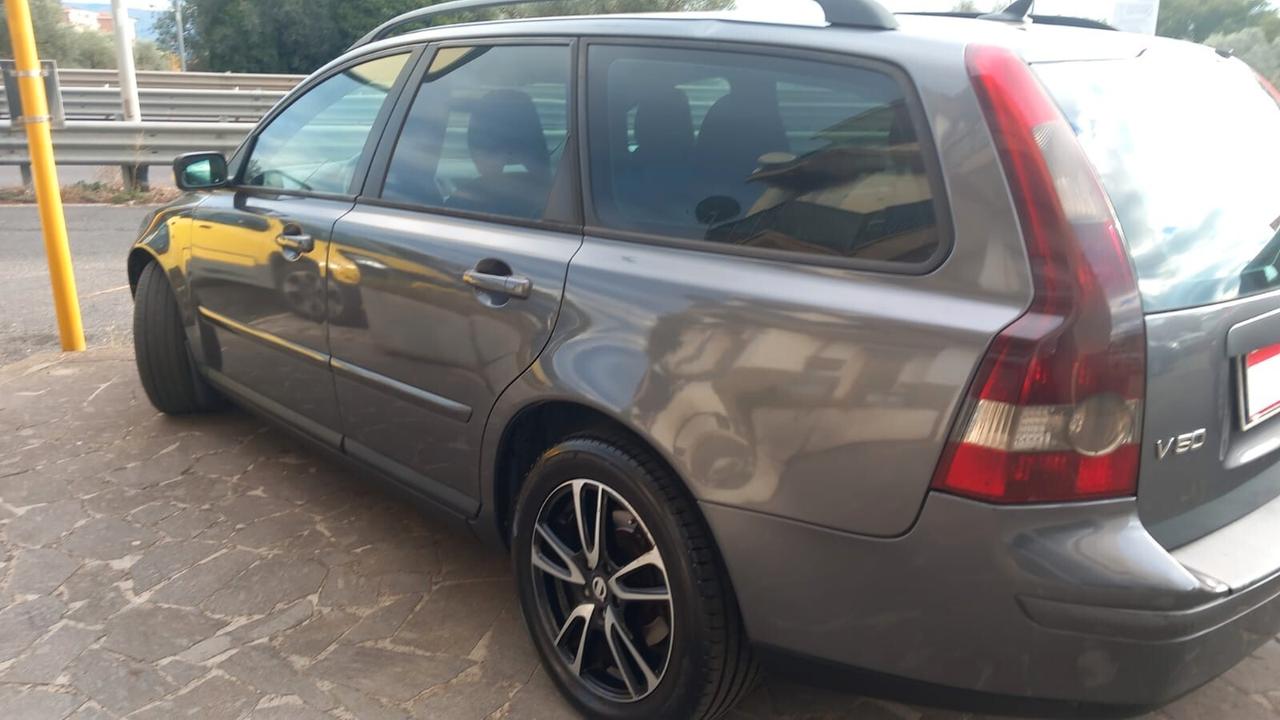 Volvo V50 2.0 D cat Momentum