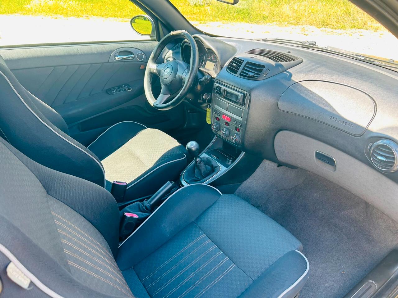Alfa Romeo 147 1.9 JTD (120) 3 porte Moving