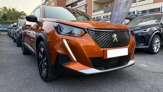 PEUGEOT 2008 1.2PURETECH 100CV S&S ALLURE*CL17*R.CAM*NAVI *