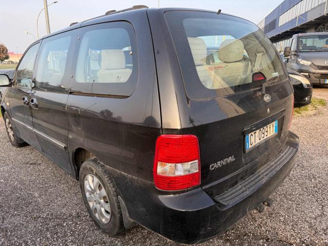 KIA Carnival 2.9 16V CRDi cat7posti senza nessun lavoro da fare