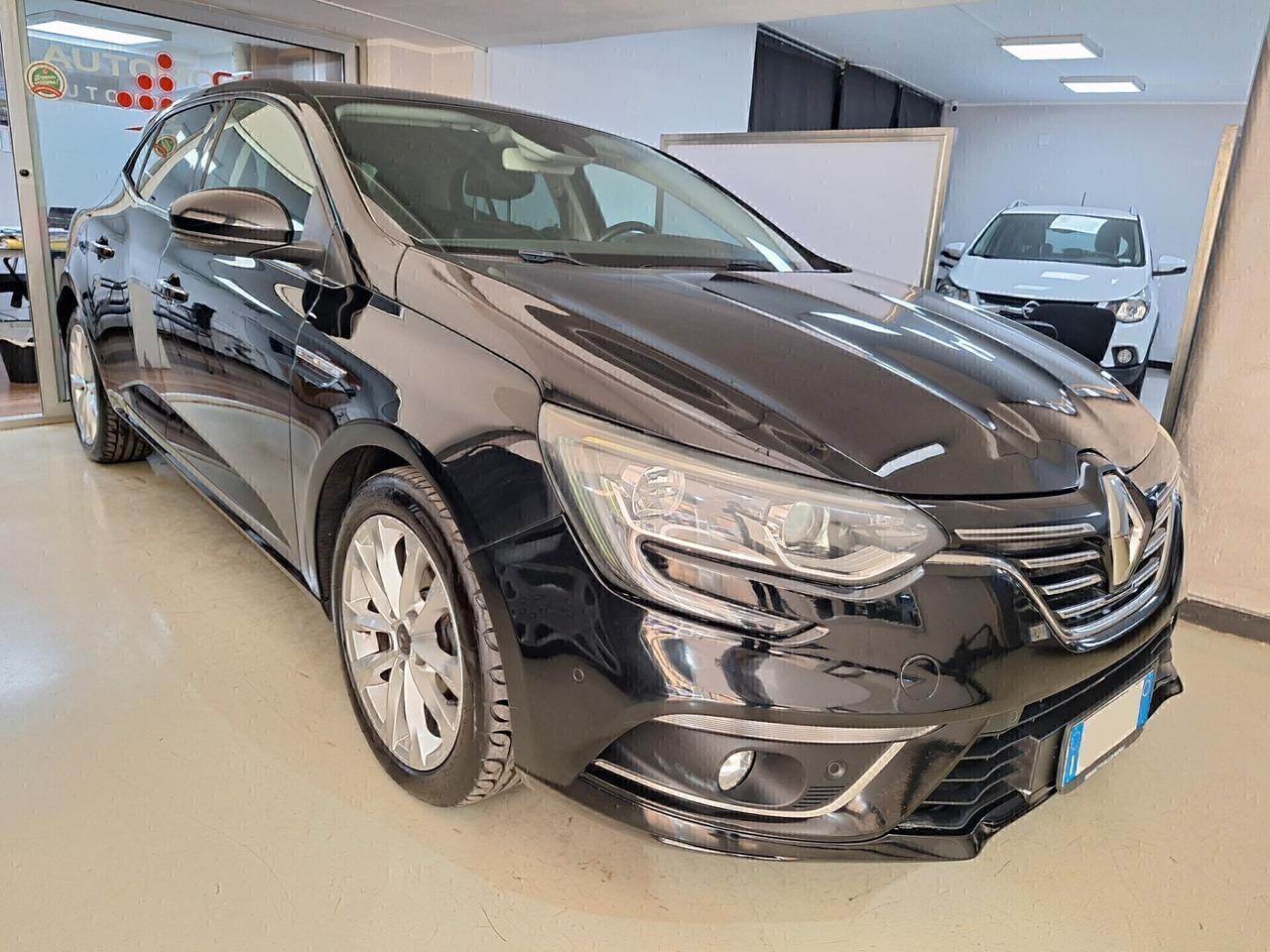 Renault Megane 1.5 dCi 110cv EDC Energy Intens