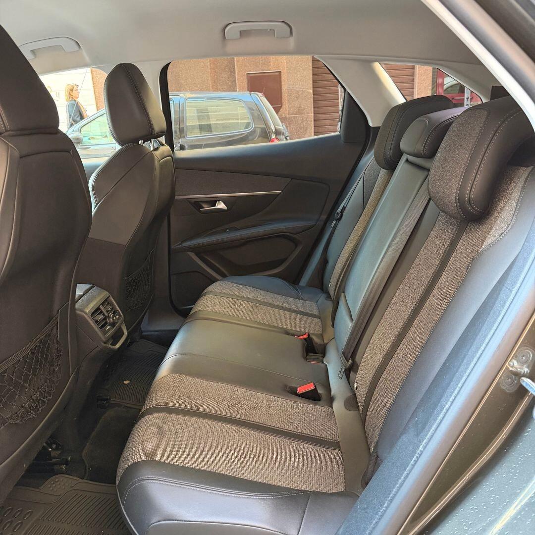 Peugeot 3008 Allure *LEGGI INFO*