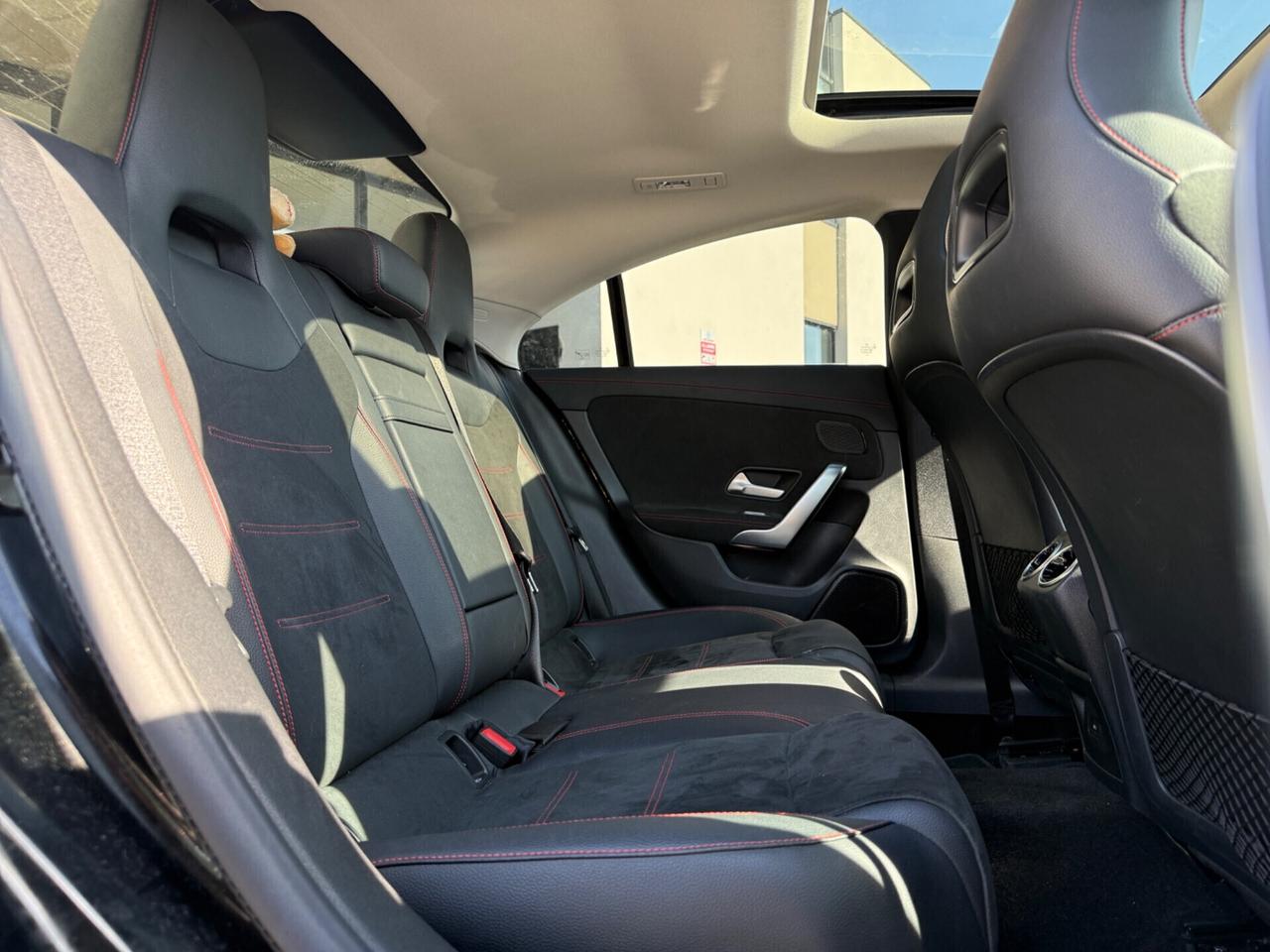 Mercedes-benz CLA 200 d Automatic AMG Line Premium Plus