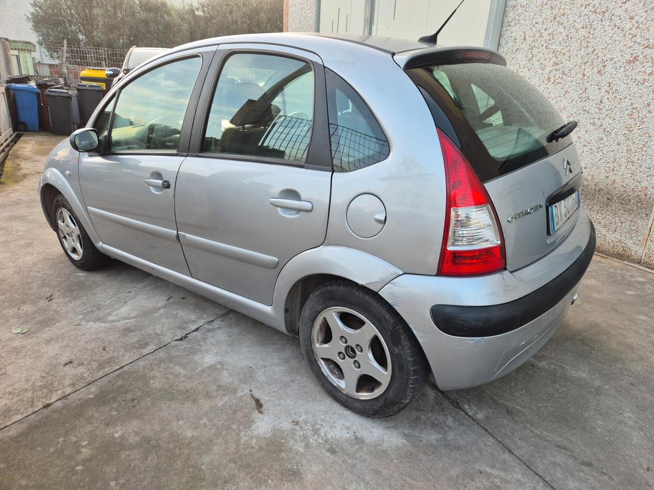 Citroen C3 1.1 Classique testata rigenerata