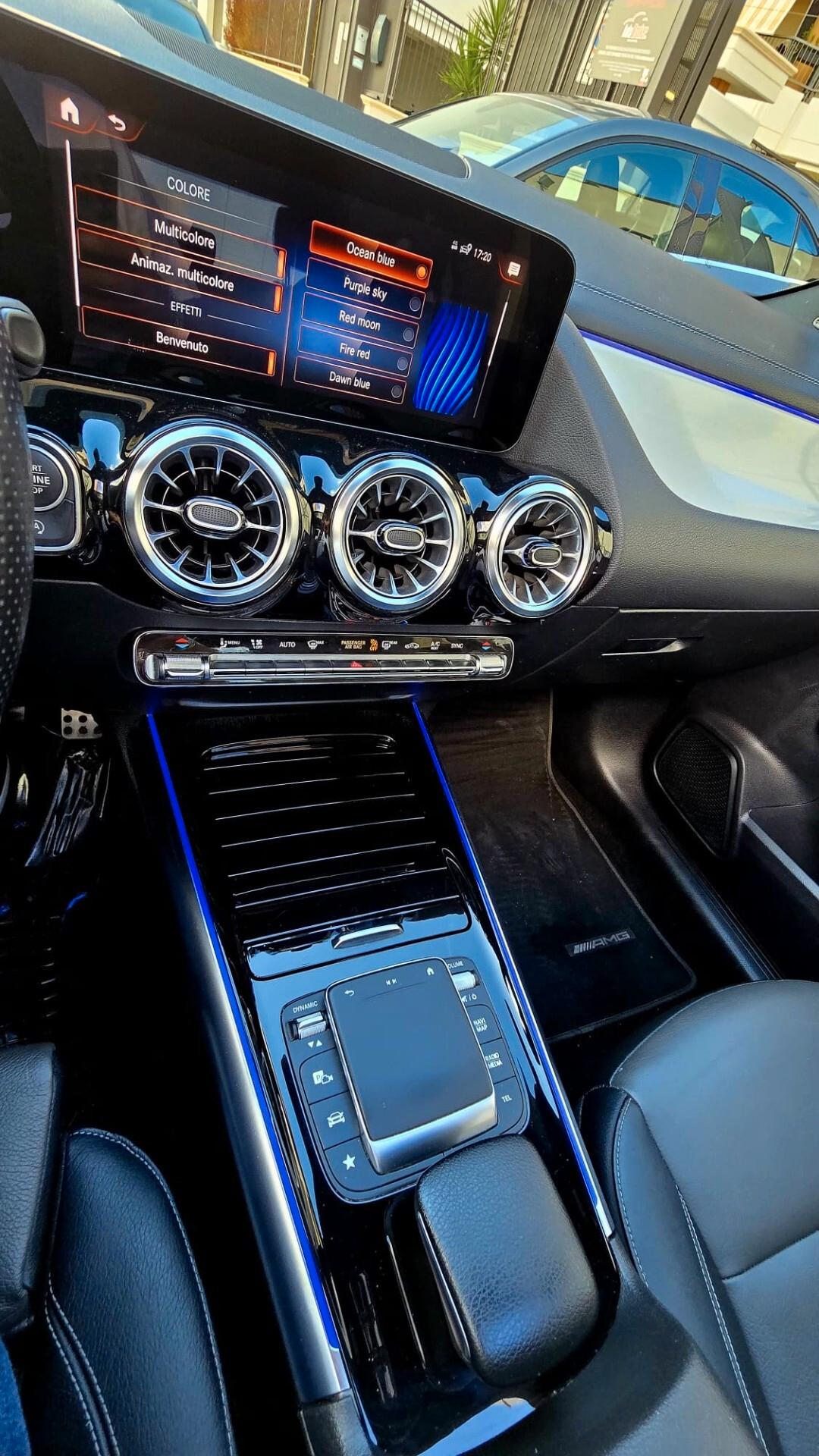 MERCEDES GLA 200d PREMIUM PLUS AMG FANTASTICA