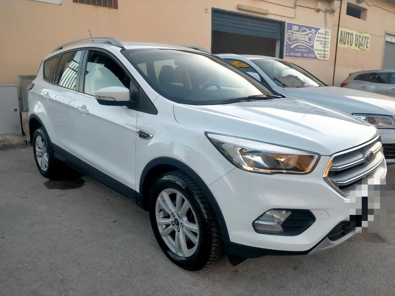 Ford Kuga 1.5 TDCI 120 CV S&S 2WD Titanium