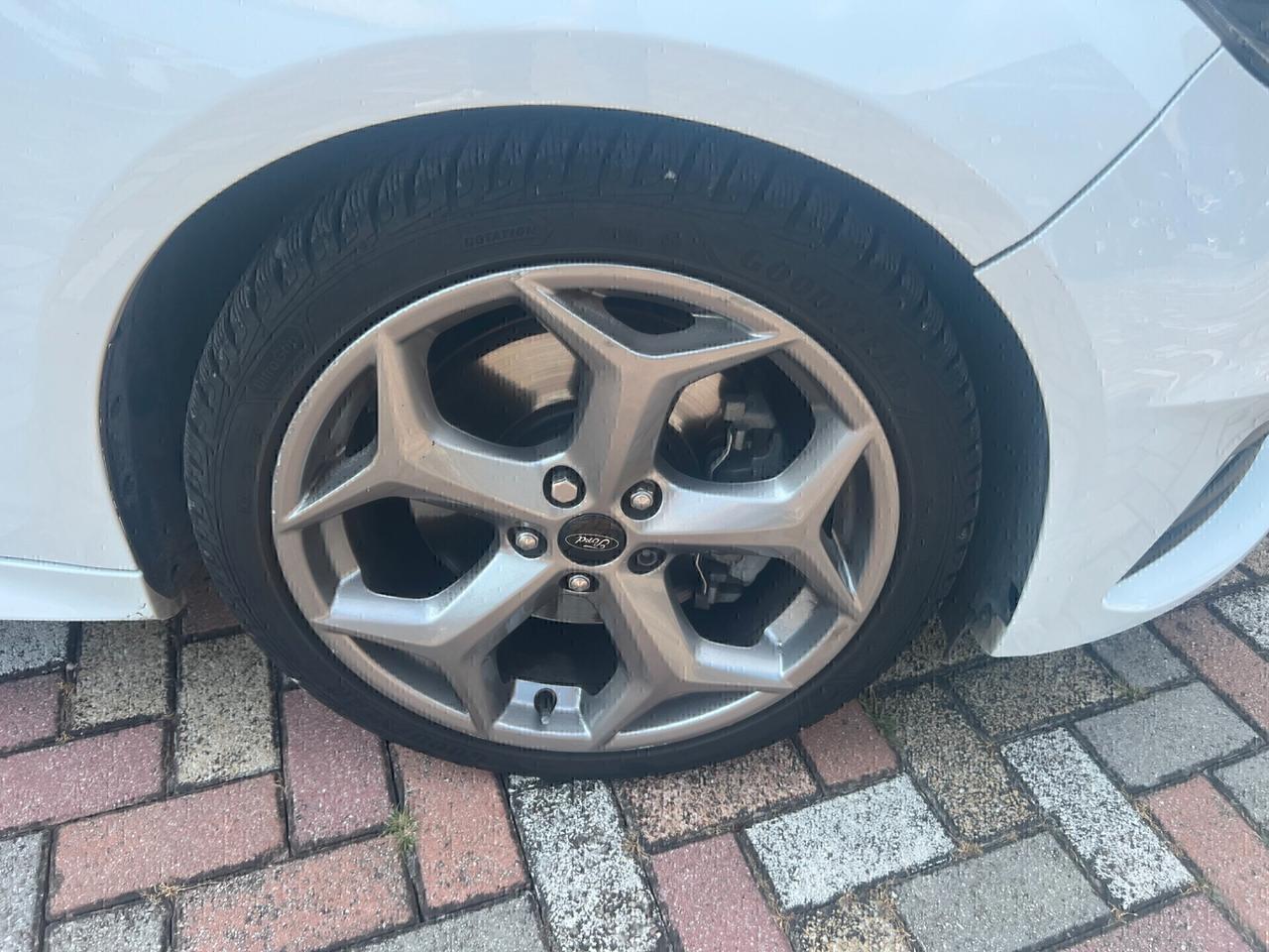 Ford Focus 2.0 TDCi 185 CV Powershift SW ST3