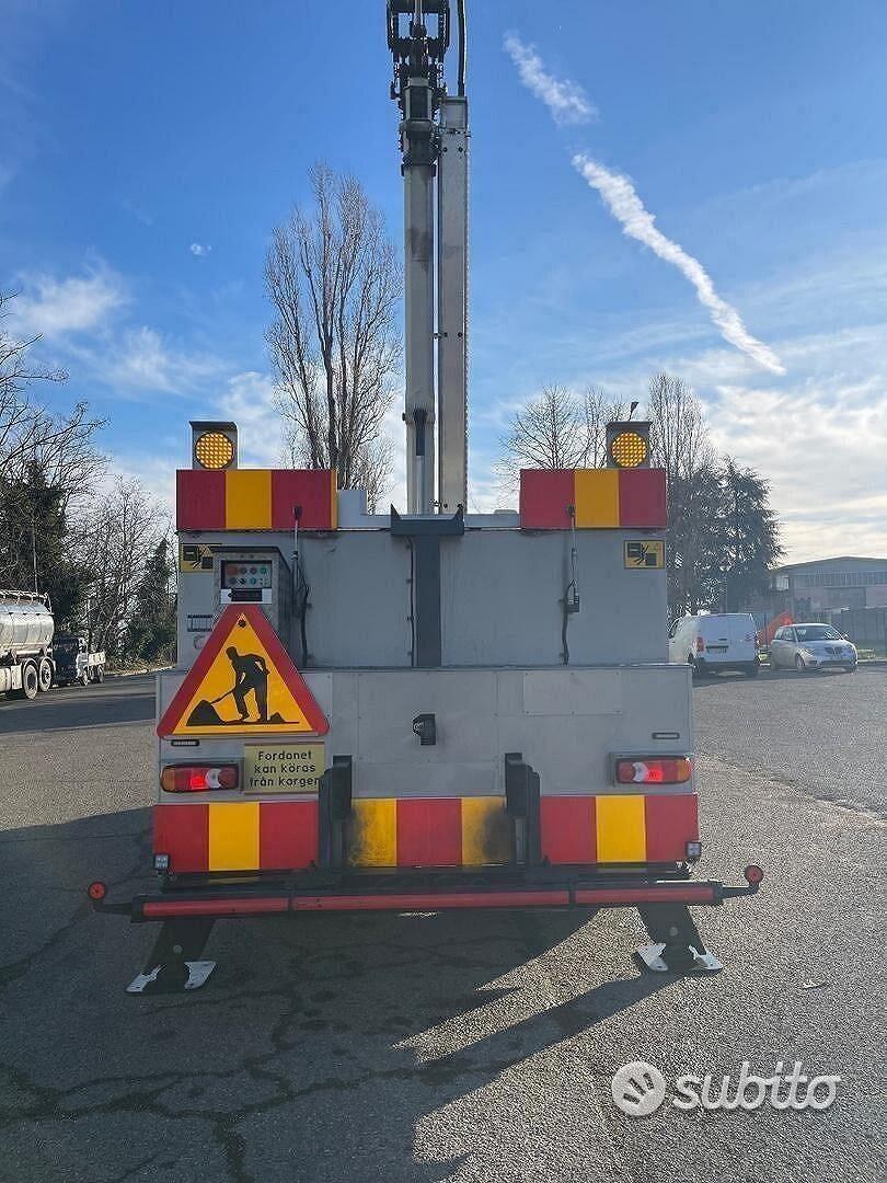 Piattaforma -PARI AL NUOVOO 30 MILA KM -OK PERMUTE