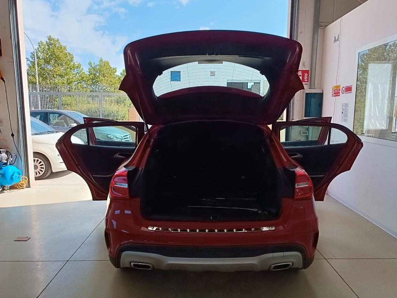 Mercedes-benz GLA 200 CDI Automatic 4Matic Premium
