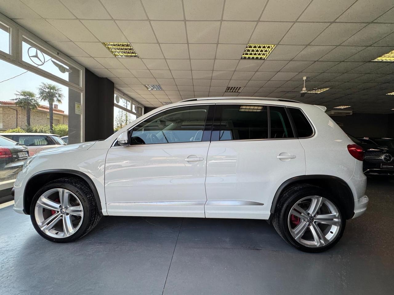 Volkswagen Tiguan 2.0 TDI 177CV 4MOT. DSG Business R-Line BMT