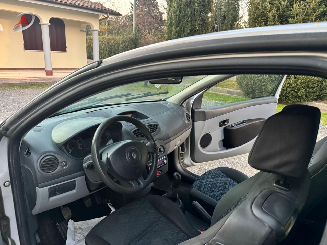 Renault Clio Storia 1.2 16V Motore con 75.000 km Cinghia e frizione Nuove!!!