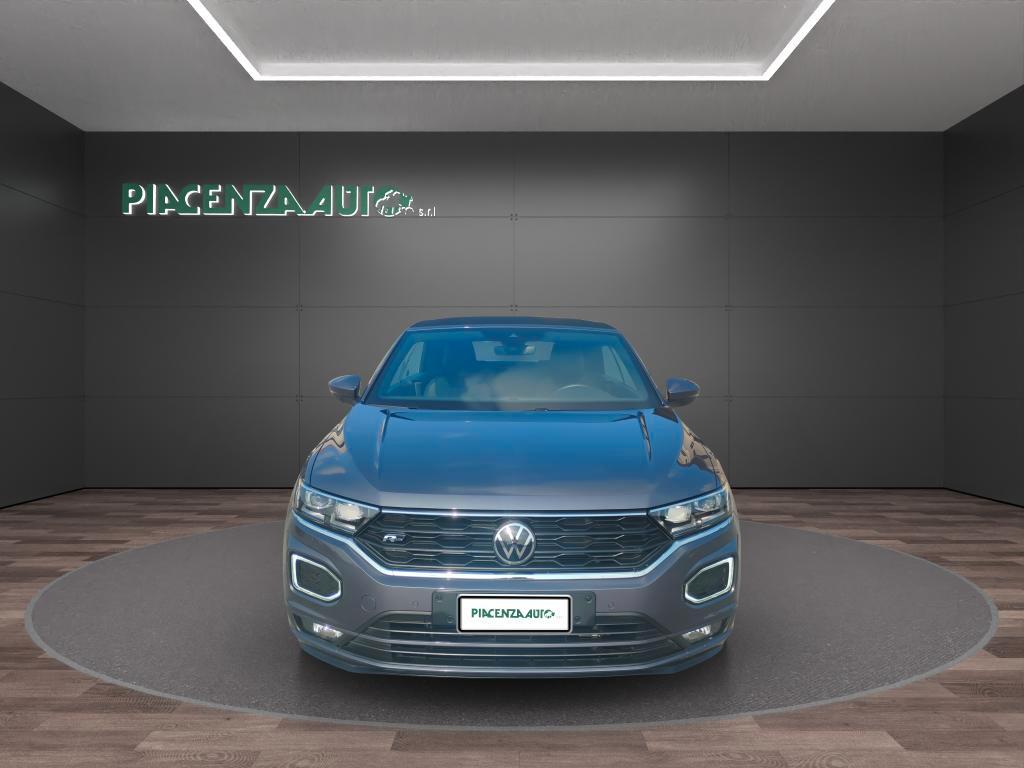 Volkswagen T-Roc Cabriolet 1.5 tsi R-LINE..VIRTUAL.CERCHI 19.NAVI